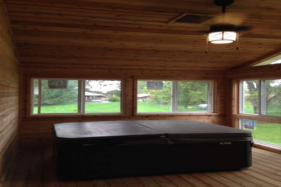Cedar Screen Room with Hot Tub Ringwood Rock Solid Builders, Inc.