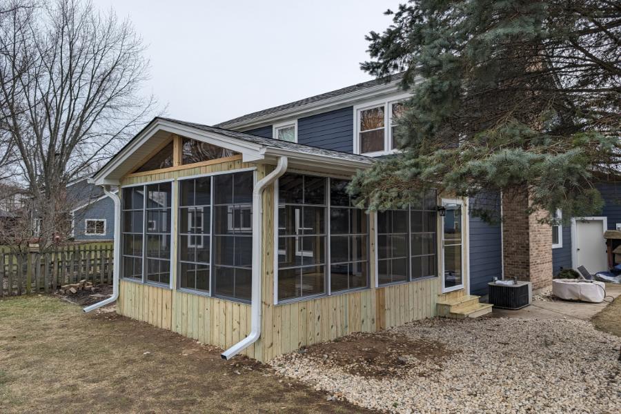 Screen Room with Sunspace Windows Johnsburg