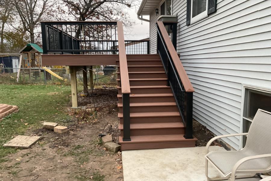 Timbertech® Azek Vintage in Mahogany with Classic Composite Series Railings with Drink Rail Wonder Lake