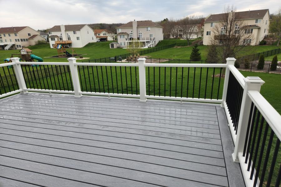 Trex® Lineage Deck Rainier with White Transcend Railings McHenry