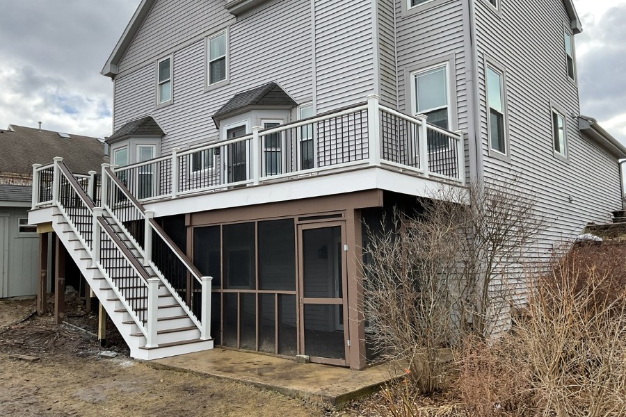 Timbertech® Reserve  Dark Roast Decking and White Azek Fascia with Trex® Transcend Rails Grayslake