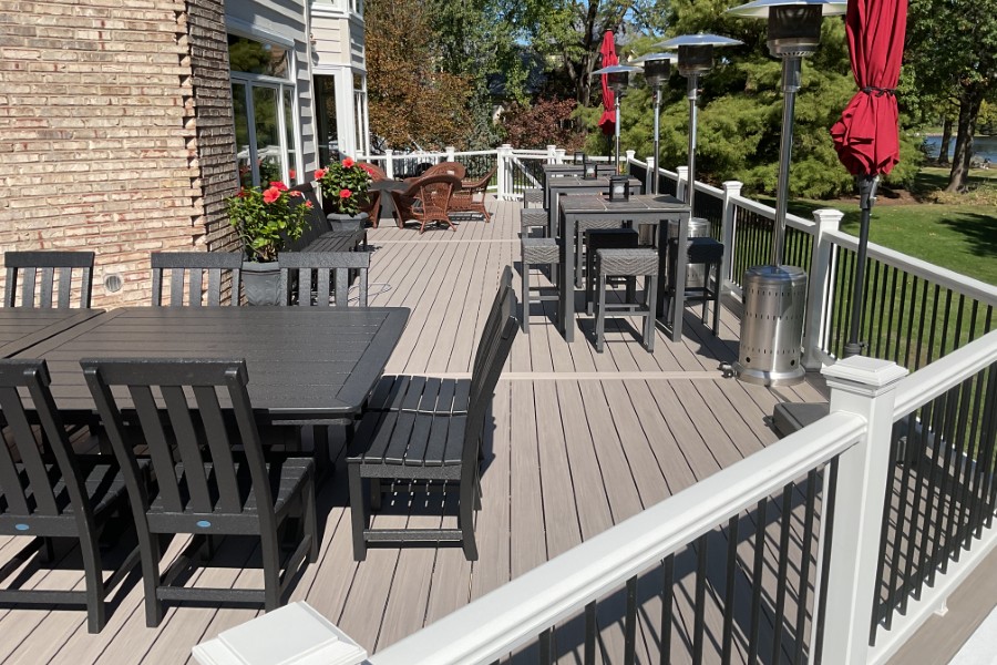 Timbertech® Vintage Coastline Decking with Trex® Transcend Railings in White Inverness