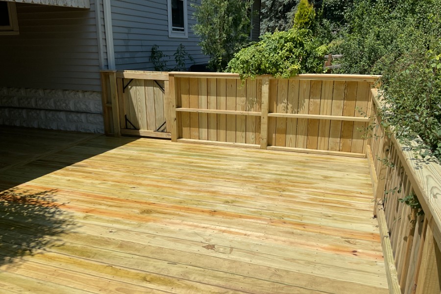 Wood Deck with Wood Privacy Rails and Gate in Woodstock